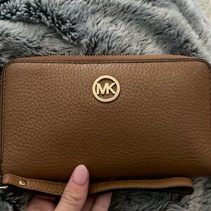 Michael Kors brown wristlet wallet